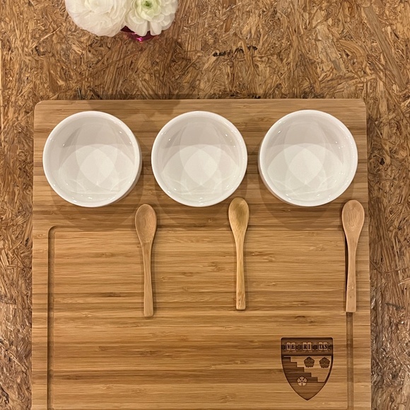NEW Harvard Insignia Bamboo Serving Tray w/ 3 Ceramic Bowls & Serving Spoons - Picture 2 of 8